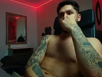 Stripchat Best Webcam of TroyWadee