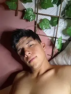Stripchat Watch Live Sex Cams of ZaneHoward