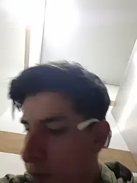 Stripchat Live Sex Cam of ZaneHoward