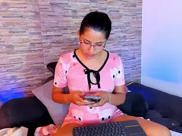 Stripchat Live Sex Cam of nath_redrex