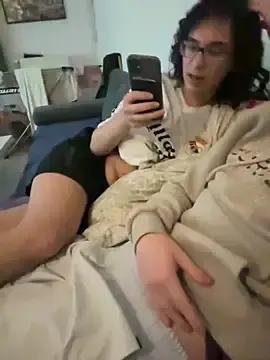 Stripchat Free Porn Cam of youngcouple18_19