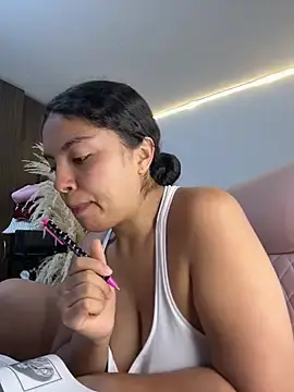 Stripchat Sex Cam of Nathcurly_