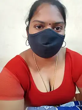 Stripchat Sex Cam of Paru_Tamil_Ponnu