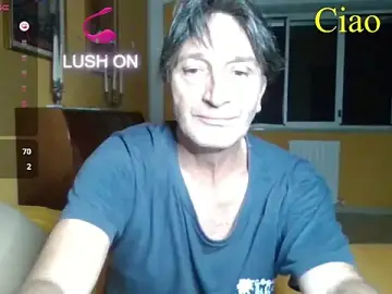 Stripchat Live Sex Cam of lattediyak