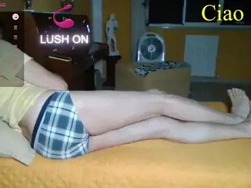 Stripchat Free Porn Cam of lattediyak