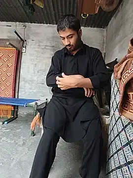Stripchat Sex Cam of Rooh_afza_22