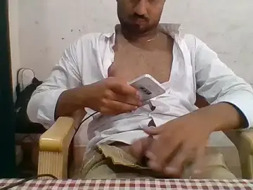 Stripchat Nude Webcam of Rooh_afza_22