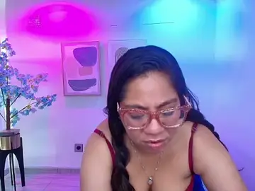 Stripchat Live Sex Cam of Silvana_lane