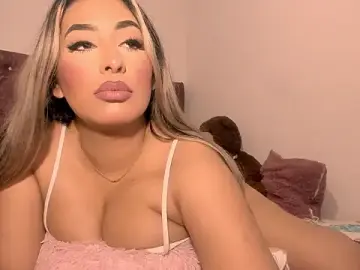 Stripchat Live Sex of sexylatin_
