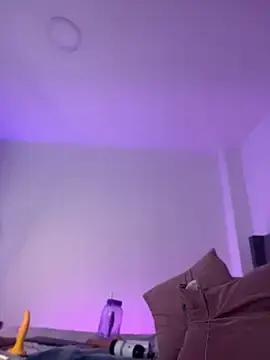 Stripchat Live Sex Cam of AlessFiore