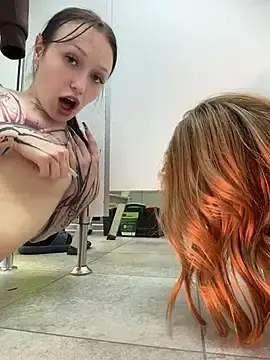 Stripchat Nude Webcam of FlashTitsRoyal