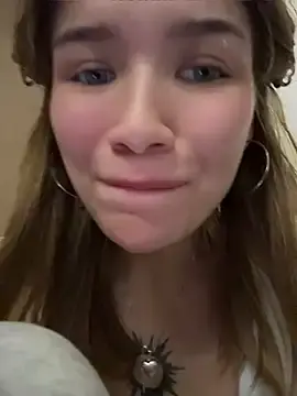 Stripchat Best live sex cam show of FlashTitsRoyal