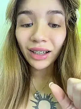 Stripchat Sex Cam of FlashTitsRoyal