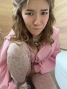 Stripchat Live Porn of FlashTitsRoyal