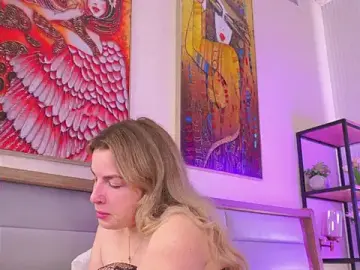 Stripchat Free Porn Cam of LiliBanger