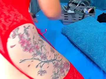 Stripchat Live Sex Cam of RedAssHottie