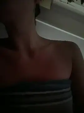 Stripchat Live Sex Cam of RedAssHottie