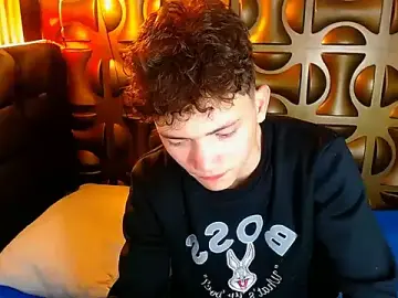 Stripchat Live Sex Cam of cruz_dante