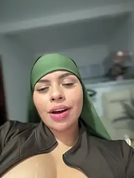 Stripchat Watch Live Sex Cams of lalilamassu1