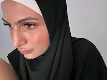 Stripchat Sex Cam of GumusGuray