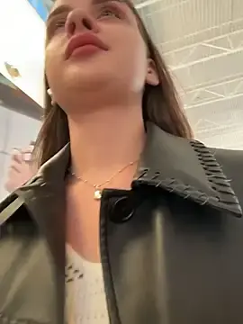 Stripchat Free Live Porn of KristiRich