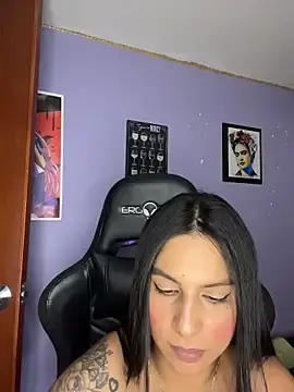 Stripchat Free Porn Cam of charlotte_stevenss_