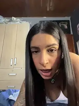 Stripchat Adult Webcam of charlotte_stevenss_