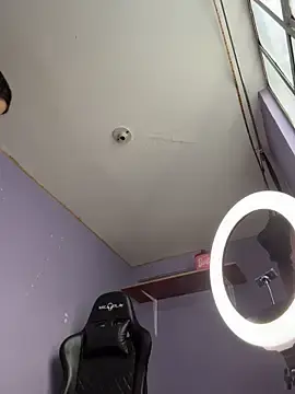Stripchat Watch Live Sex Cams of charlotte_stevenss_