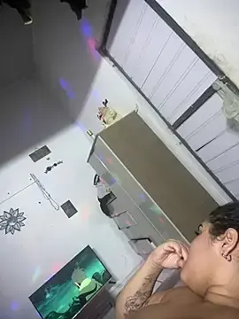 Stripchat Live Sex Cam of MorenaCariok