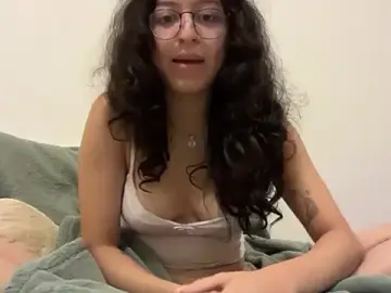 Stripchat Live Porn of alicatcua_1