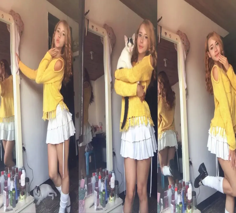 Lizzy_Monroe