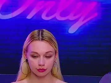 Stripchat Best live sex cam show of AlessiaCroft