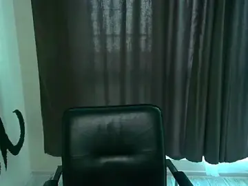 Stripchat Live Sex Cam of DarkxFoxy