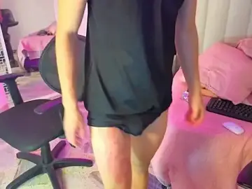 Stripchat Adult Webcam of LeoTease