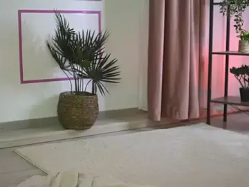 Stripchat Live Sex of Cherrysweett