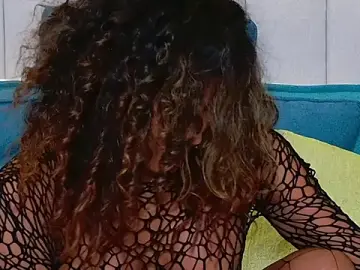 Stripchat Live Sex Cam of ShanialaFrancaise