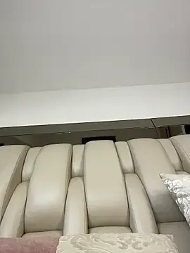 Stripchat Live Sex of ALISSON_FOXXX1