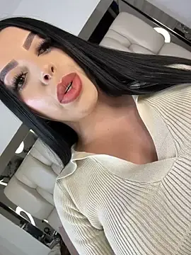 Stripchat Sex Cam of ALISSON_FOXXX1