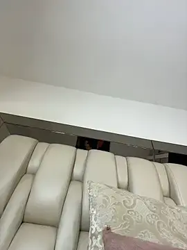 Stripchat Watch Live Sex Cams of ALISSON_FOXXX1