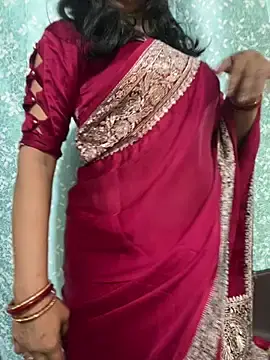 Stripchat Nude Webcam of Priyaa_1433