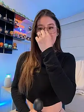 Stripchat Live Porn of Sharon_07