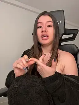 Stripchat Nude Webcam of Sharon_07
