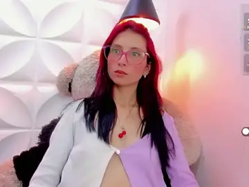 Stripchat Free Porn Cam of zaira_skinny