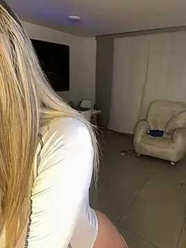 Stripchat Best live sex cam show of MiaWhitePink_