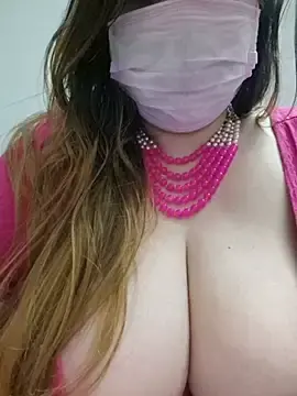Stripchat Sex Cam of Rupaleesexy