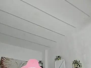 Stripchat Nude Webcam of TiffanyHouston_