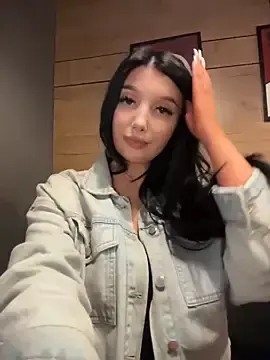 Stripchat Live Sex Cam of Tisha_Busty
