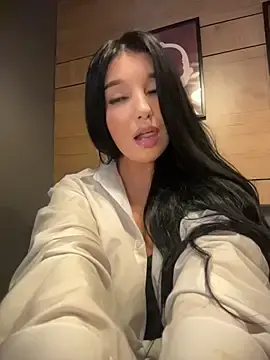 Stripchat Free Live Porn of Tisha_Busty