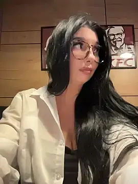Stripchat Watch Live Sex Cams of Tisha_Busty