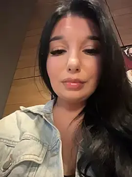 Stripchat Live Porn of Tisha_Busty
